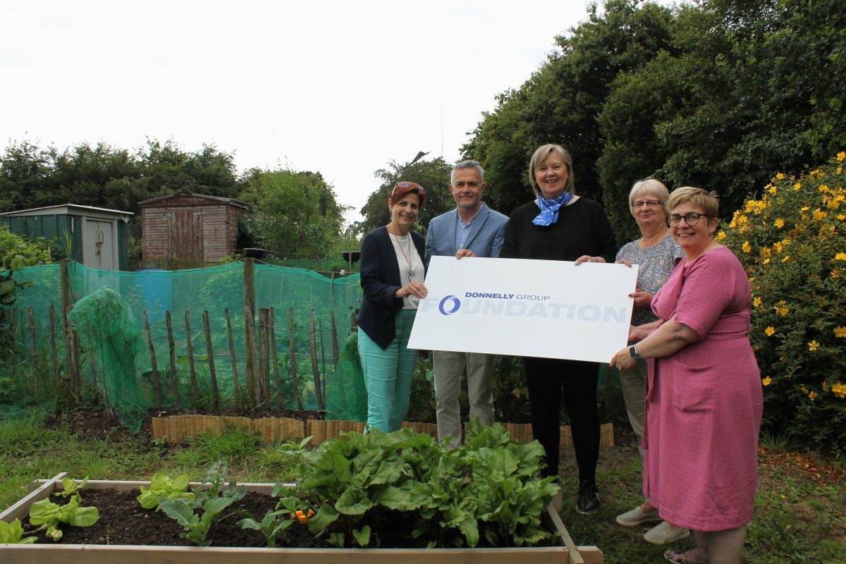 Roisin Donnelly from Donnelly Group Foundation with First Steps Womens Centre